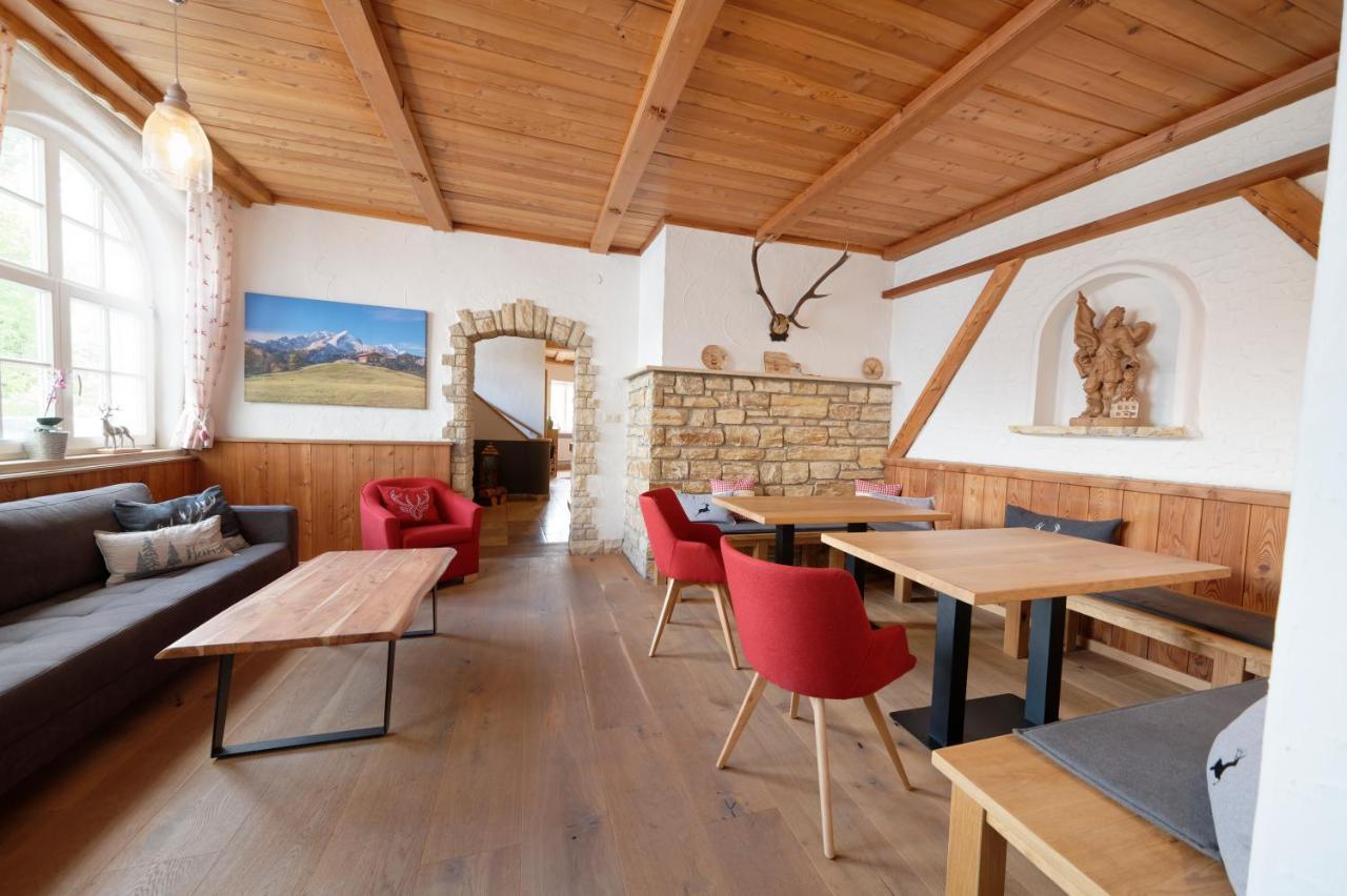 Hotel Garni Alpengruss Гармиш-Партенкирхен Экстерьер фото