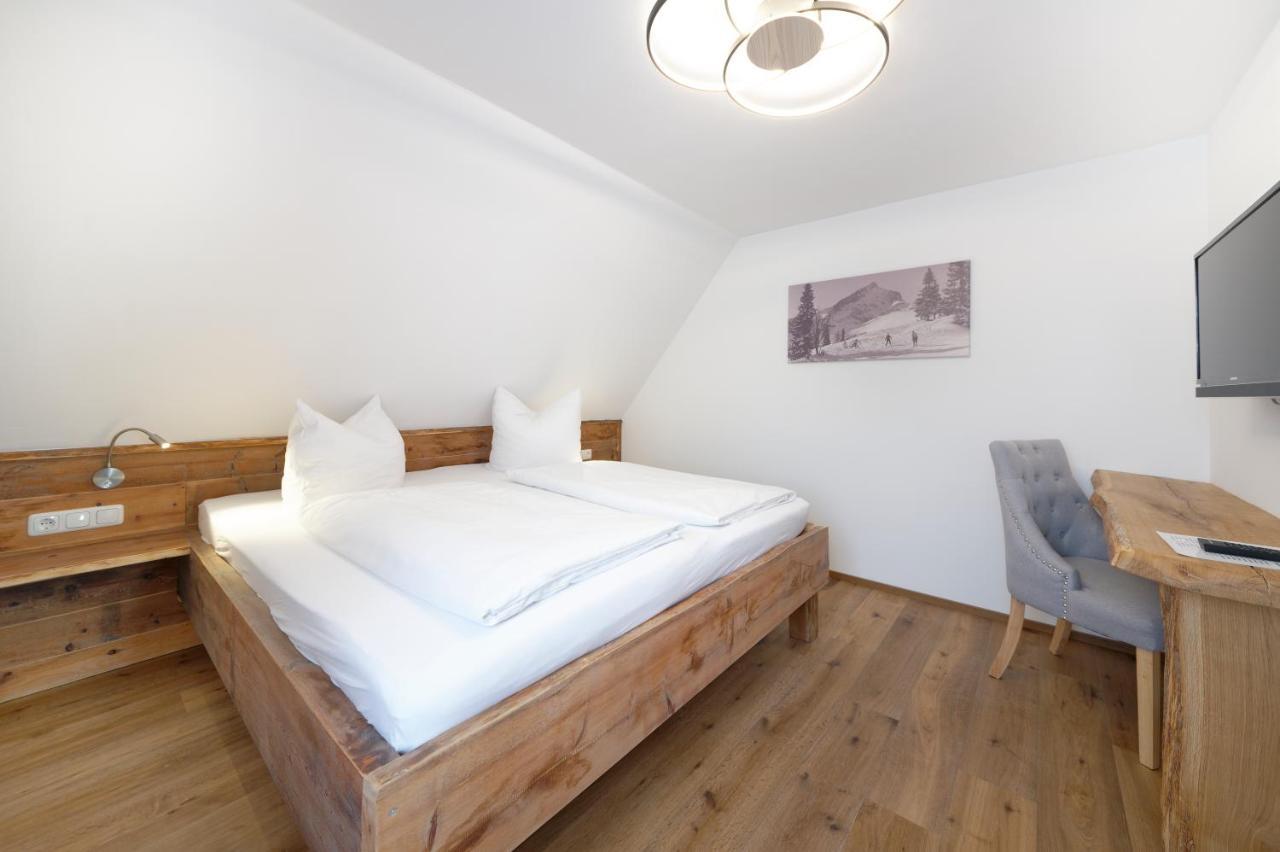 Hotel Garni Alpengruss Гармиш-Партенкирхен Экстерьер фото