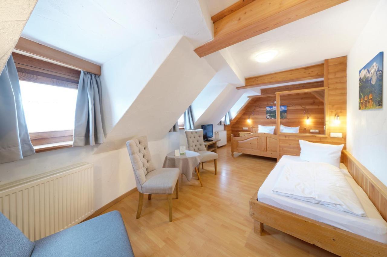 Hotel Garni Alpengruss Гармиш-Партенкирхен Экстерьер фото
