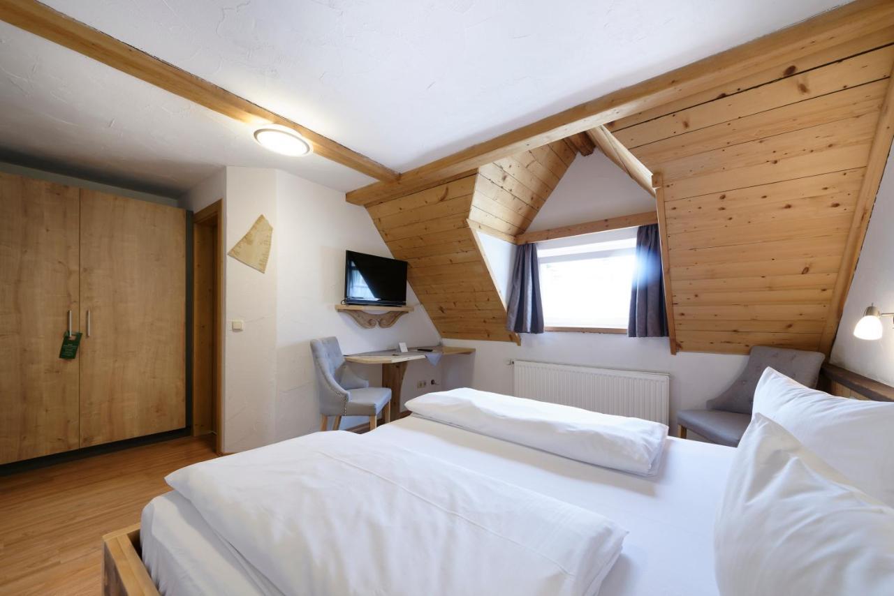 Hotel Garni Alpengruss Гармиш-Партенкирхен Экстерьер фото